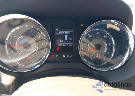 2012 Chrysler Town & Country Touring-L z USA, uszkodzony, nr VIN 2C4RC1CG9CR124582